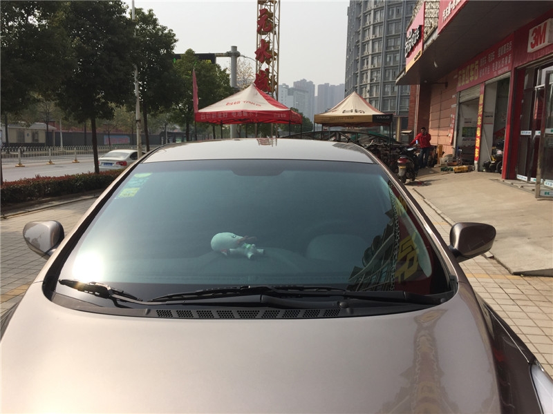 武漢汽車貼膜武昌南湖現(xiàn)代朗動(dòng)全車愛思酷膜施工案例/愛思酷膜好不好？產(chǎn)家哪里