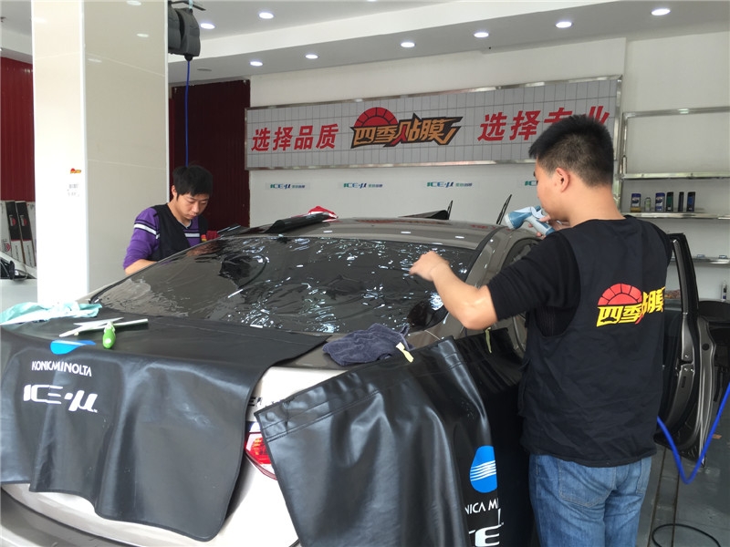 武漢汽車貼膜武昌南湖現(xiàn)代朗動(dòng)全車愛思酷膜施工案例/愛思酷膜好不好？產(chǎn)家哪里