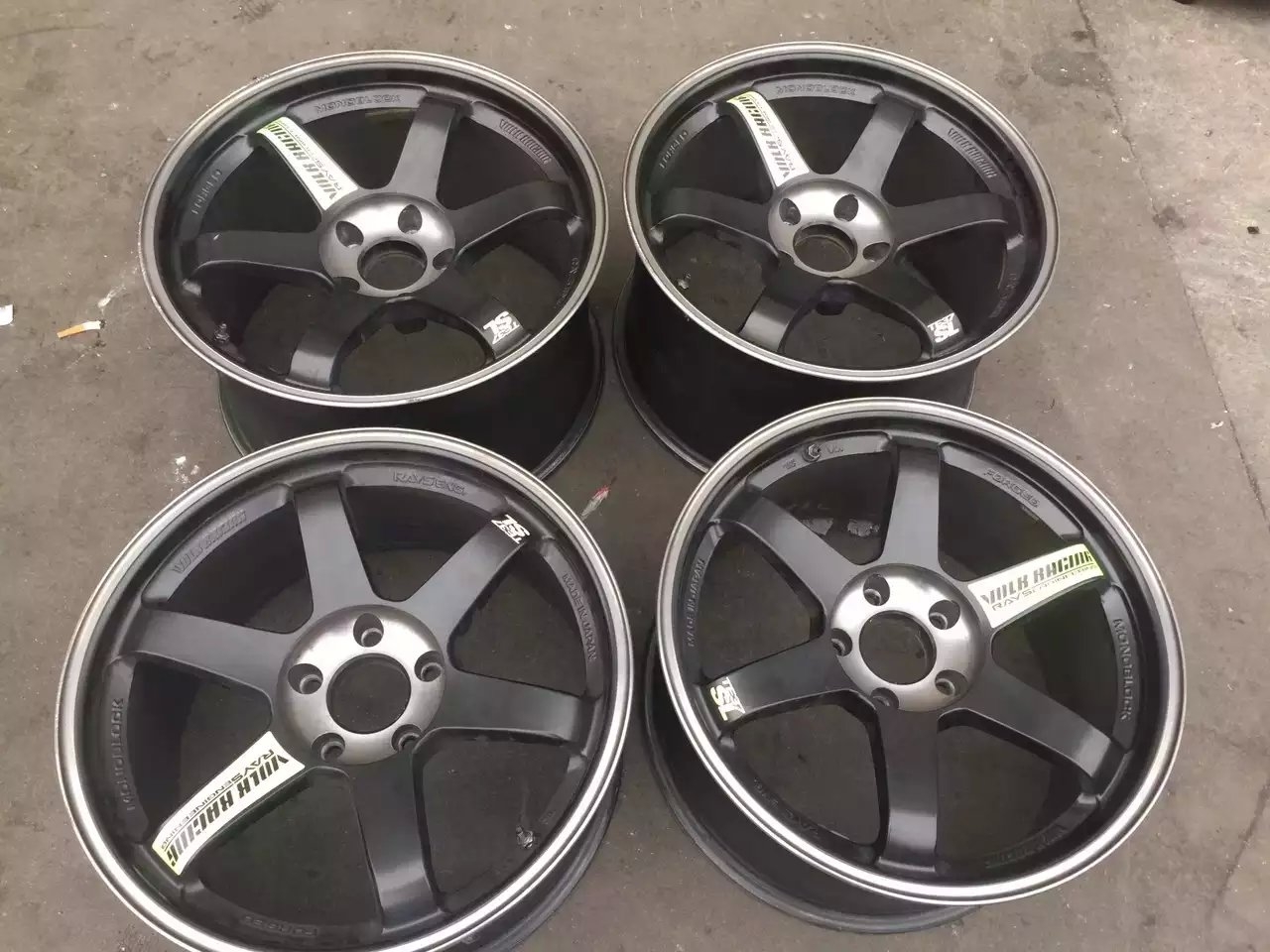 RAYS  TE37 SL．綠標(biāo)  18寸