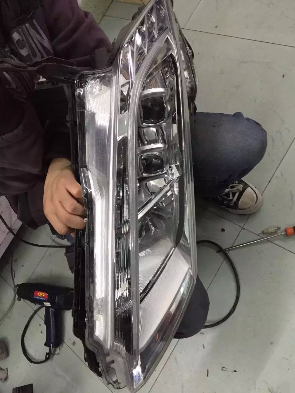 【每日改燈作品】新歐德賽燈光升級海拉5雙光透鏡   深圳光速車改改燈