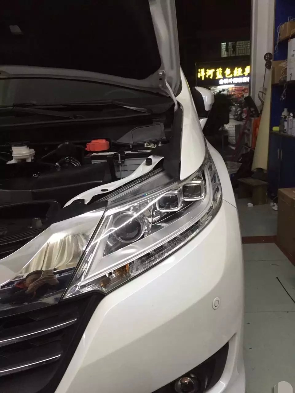 【每日改燈作品】新歐德賽燈光升級海拉5雙光透鏡   深圳光速車改改燈