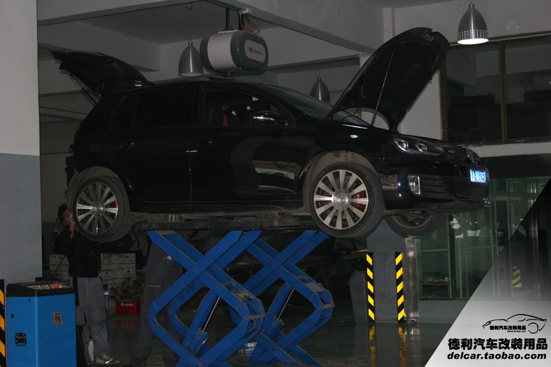 大眾GTI 改裝 brembo F40 ABT排氣 GRUPPEM進(jìn)氣