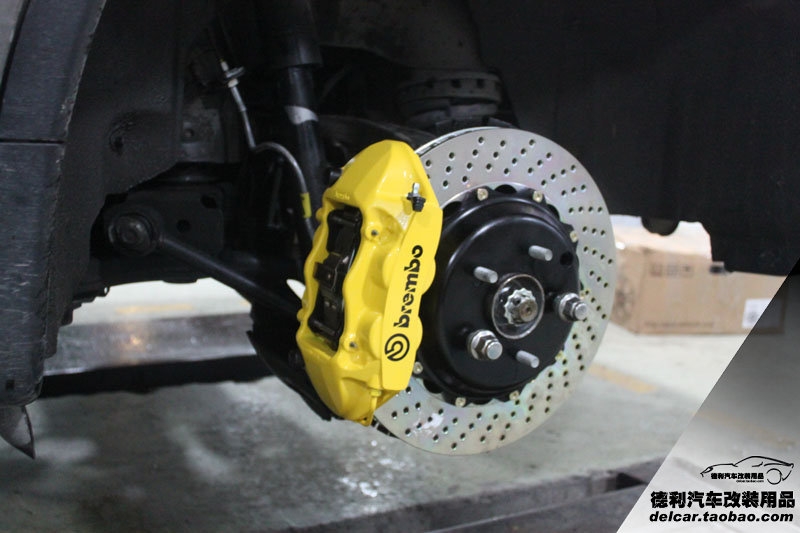 英菲尼迪FX35 改裝 BREMBO GT 前6后4 剎車套裝