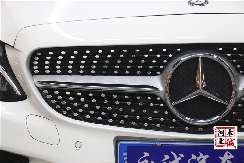 【永誠(chéng)汽車(chē)】石家莊奔馳C改裝滿(mǎn)天星中網(wǎng)
