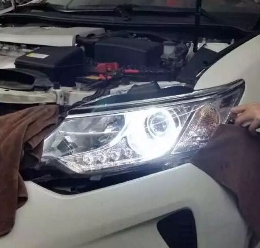 新凱美瑞車燈升級海拉5透鏡+天使眼   深圳光速車改改燈