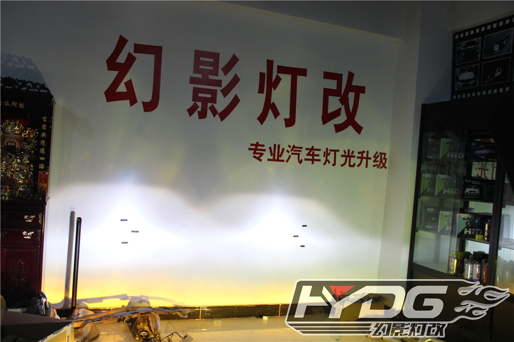 標致3008改裝大燈案例