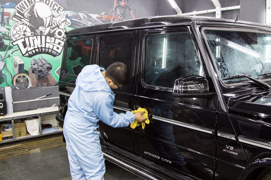 Mercedes-Benz 奔馳 G63 全車XPEL 專車專用透明保護(hù)膜 施工準(zhǔn)備中