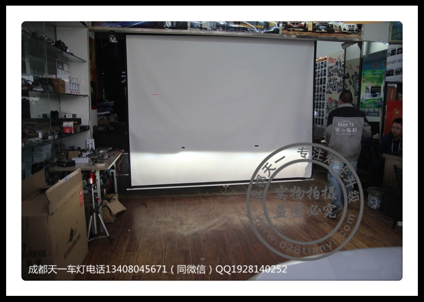 成都現(xiàn)代名圖改裝海拉雙光透鏡歐司朗氙氣燈紅色惡魔眼