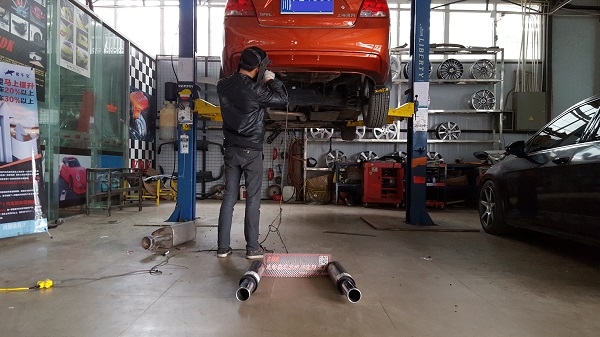 雪佛蘭賽歐3改裝SEBRING排氣-成都鑫迪克汽車(chē)改裝工廠案例