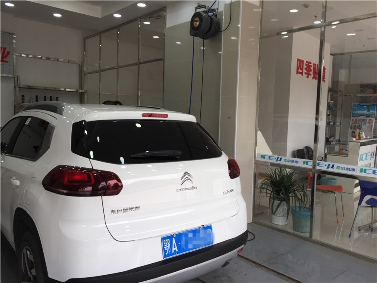 武漢汽車貼膜武昌四季貼膜南湖店雪鐵龍C4全車愛思酷膜質量怎么樣