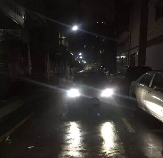 【每日改燈案例】別克福特嘉年華同步燈光升級(jí)改裝    深圳光速車改改燈