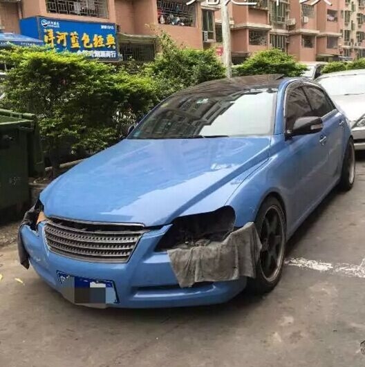 每日改燈案例：老銳志車燈改裝德國(guó)海拉5雙光透鏡   深圳光速車改改燈