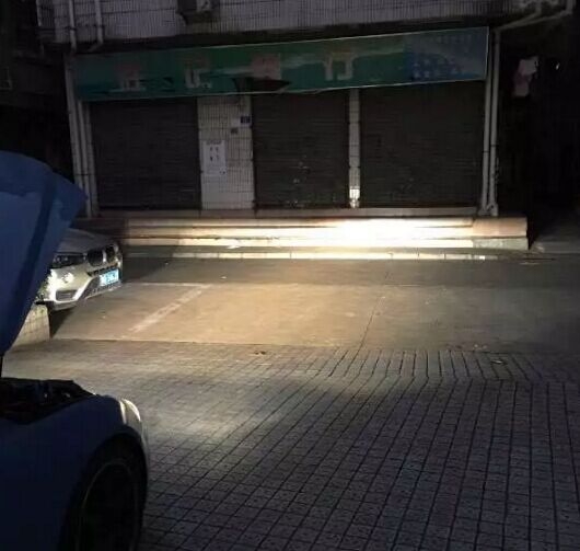 每日改燈案例：老銳志車燈改裝德國(guó)海拉5雙光透鏡   深圳光速車改改燈