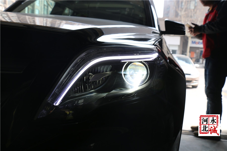 【永誠汽車】石家莊奔馳GLK300改燈，升級高配智能隨動氙氣大燈