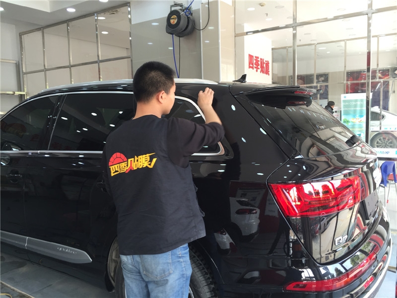 武漢武昌龍膜授權(quán)店汽車貼膜四季貼膜南湖專業(yè)施工店