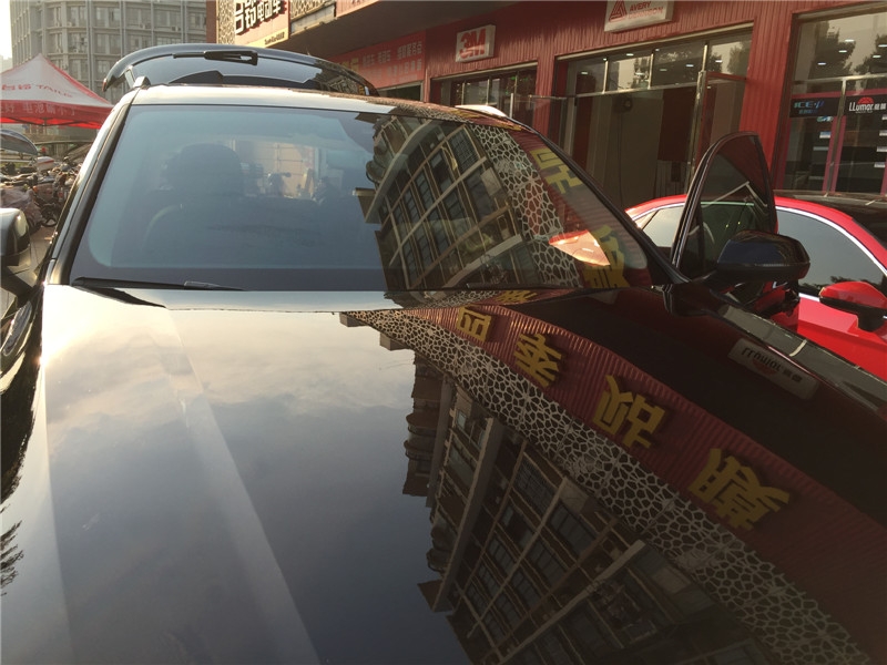 武漢武昌龍膜授權(quán)店汽車貼膜四季貼膜南湖專業(yè)施工店
