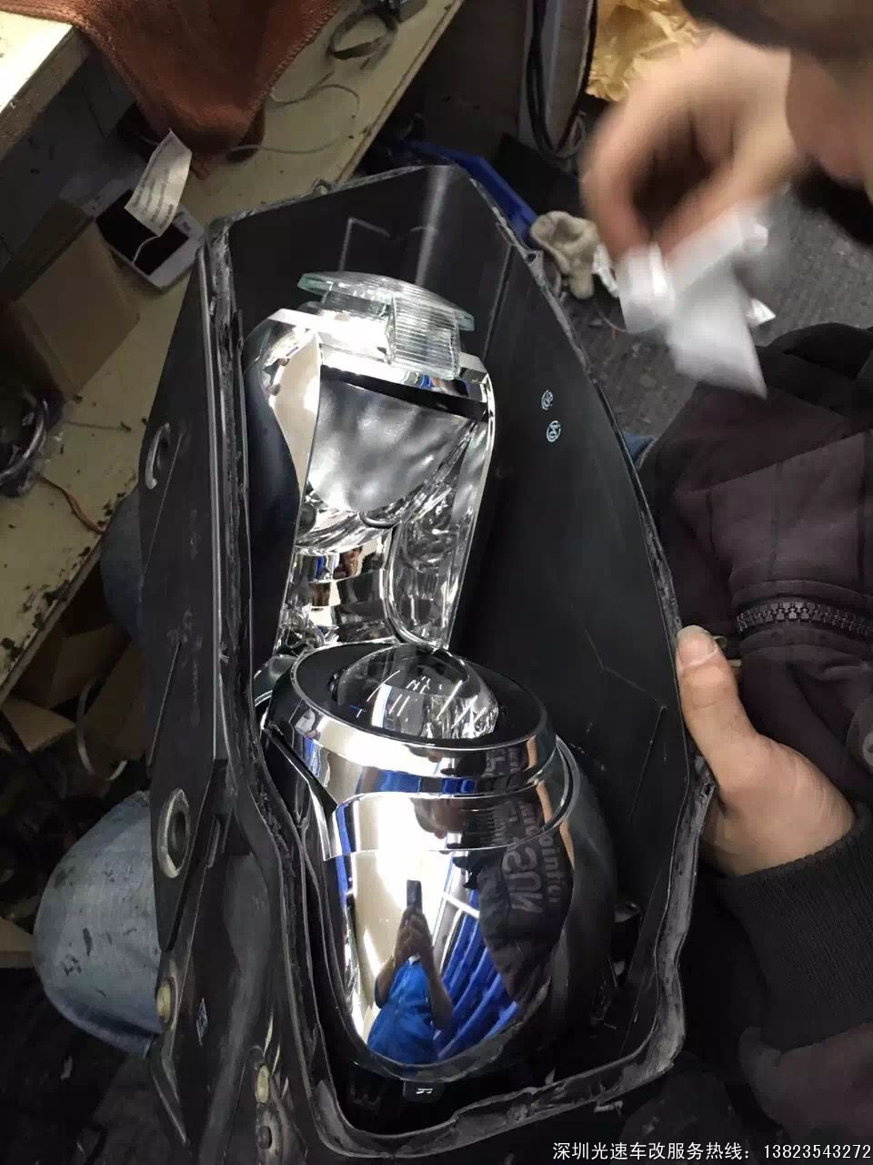 【每日改燈案例】老款邁騰改小系Q5雙光透鏡    深圳光速車改改燈