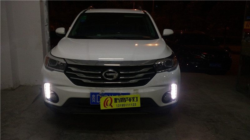 貴陽廣汽傳祺GS4車燈改裝雙光透鏡 貴陽黔鷹車燈升級(jí)
