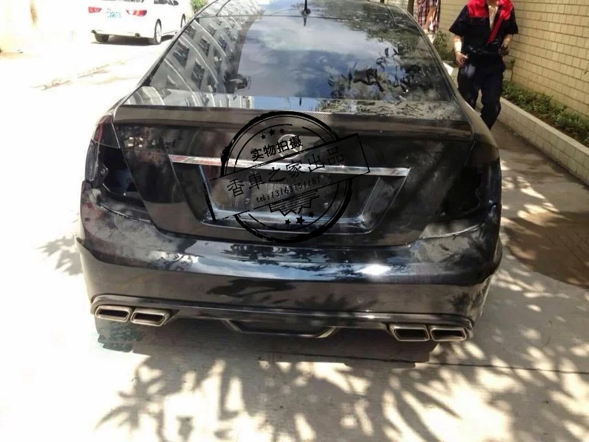 奔馳C63AMG車身改色 ＋包圍＋排氣＋刷ECU提升動(dòng)力