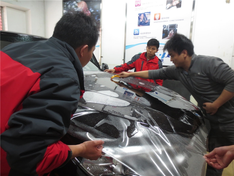 武漢車身貼膜XPEL汽車車漆透明保護(hù)膜武漢四季貼膜武昌南湖店正規(guī)授權(quán)施工連鎖店