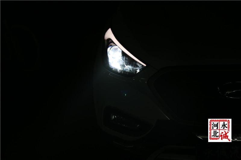 【永誠汽車】石家莊現(xiàn)代ix35改燈，Q5透鏡+巖崎5500K氙氣燈+歐司朗安定