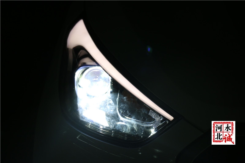 【永誠汽車】石家莊現(xiàn)代ix35改燈，Q5透鏡+巖崎5500K氙氣燈+歐司朗安定