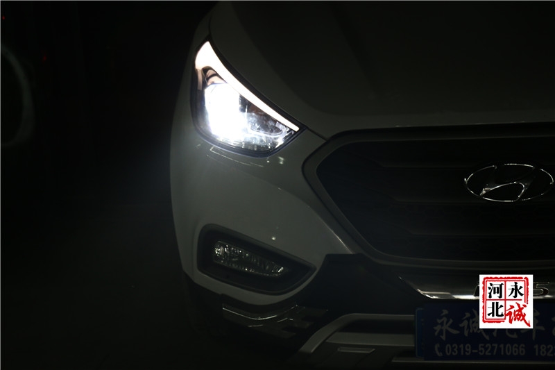 【永誠汽車】石家莊現(xiàn)代ix35改燈，Q5透鏡+巖崎5500K氙氣燈+歐司朗安定