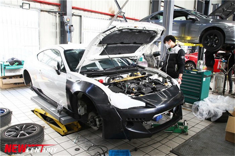 丰田GT86改装RocketBunny宽体二代大包围套件介绍