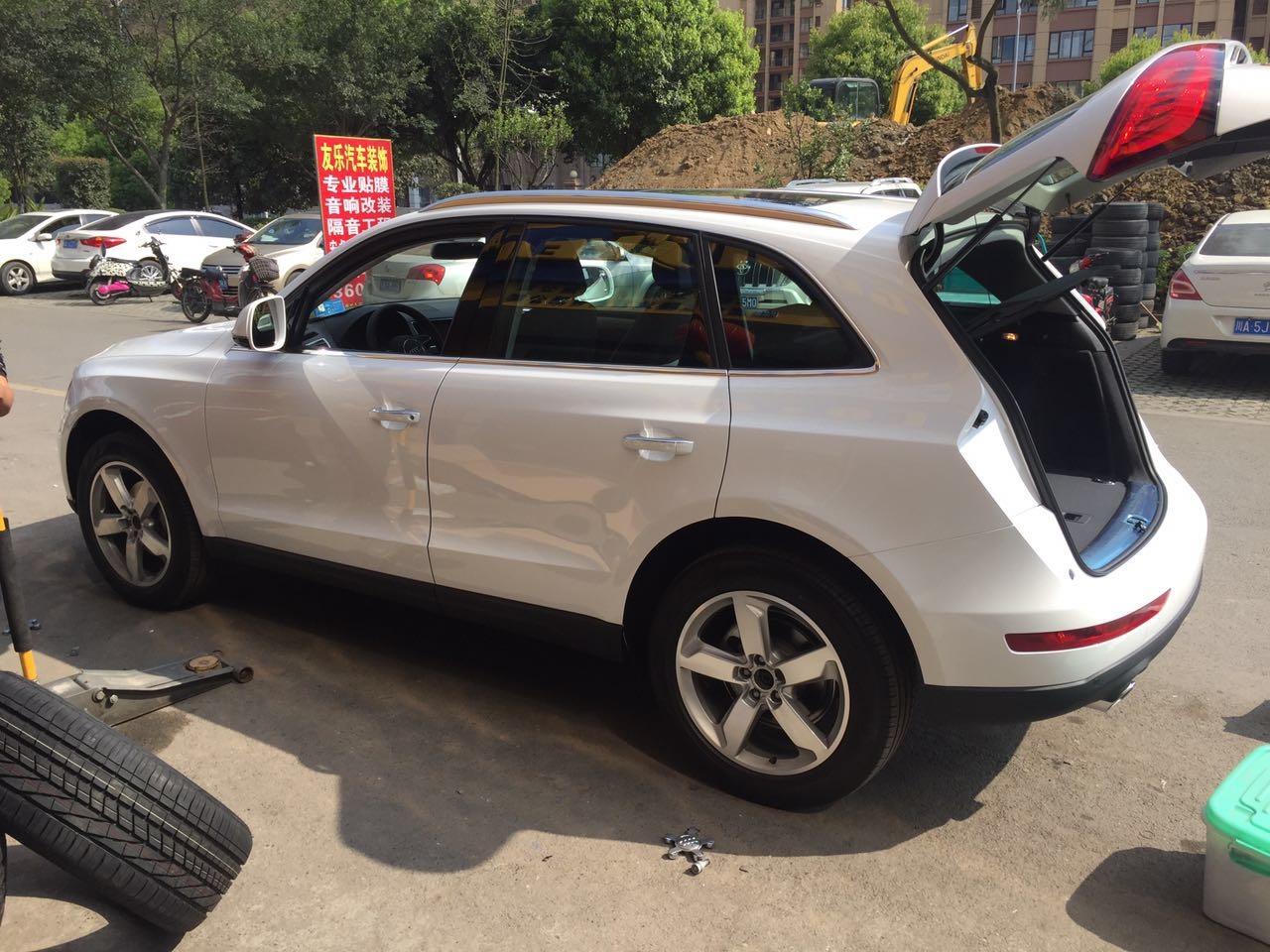 奧迪Q5 原廠19寸升級20寸 255 45R20 固特異輪胎