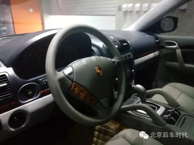 保時(shí)捷內(nèi)飾全改