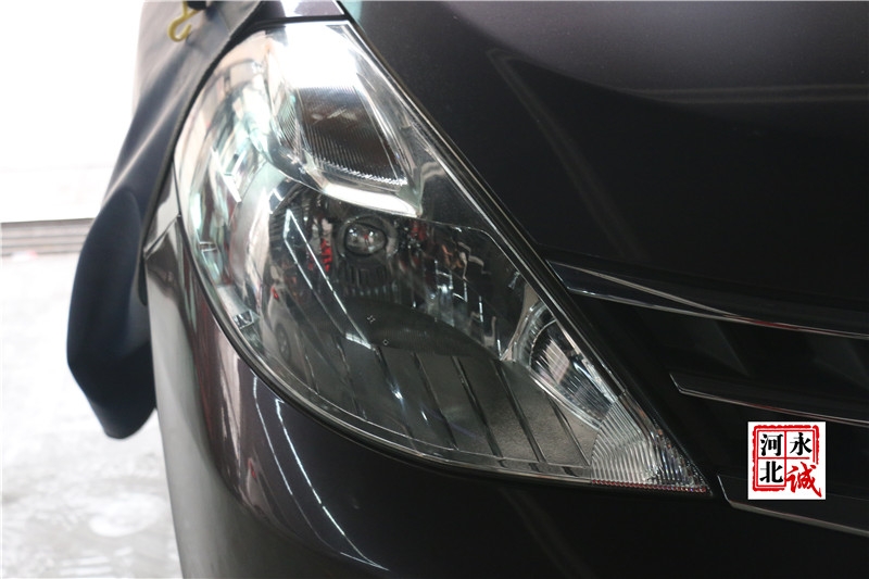 【永誠(chéng)汽車】石家莊專業(yè)改燈店，Q5雙光透鏡+巖崎5500K氙燈+霧燈黃金眼