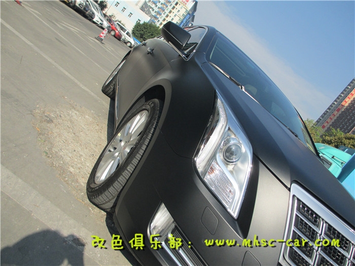 凱迪拉克XTS全車(chē)貼膜改色施工比利時(shí)麥可貼亞光黑