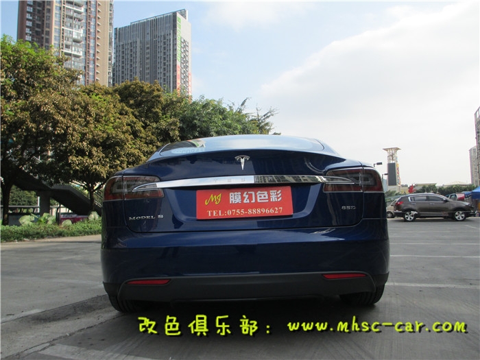 特斯拉全車施工車漆透明保護(hù)膜隱形車身