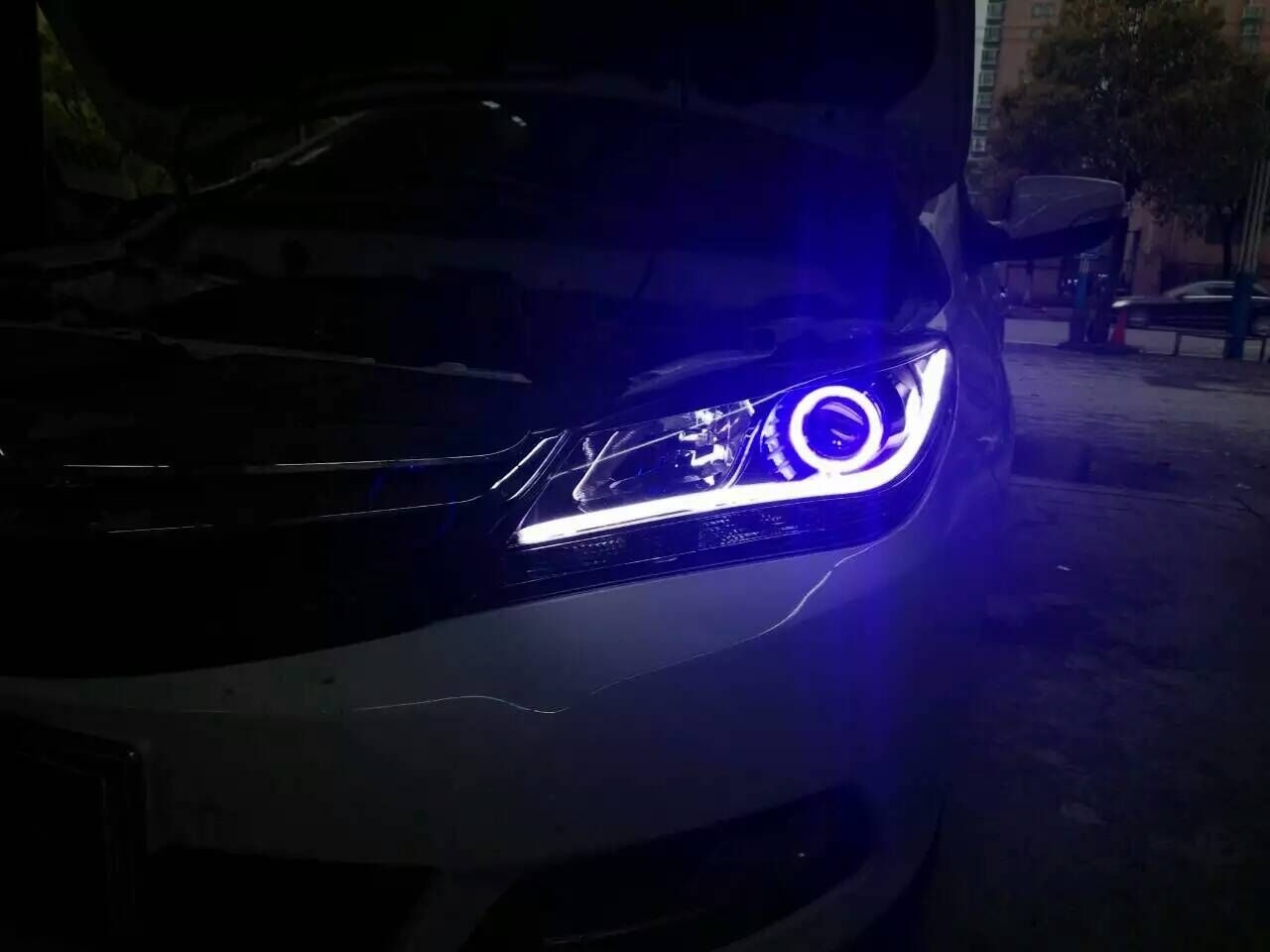海馬M3大燈升級(jí)海拉雙光透鏡