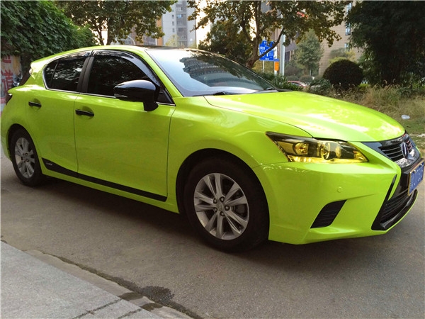 武漢汽車改裝 車身改色貼膜 艾利鑄造級嫩芽綠改色貼膜