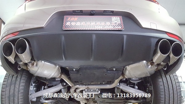 保時(shí)捷MACAN 2.0T改裝GTS四出尾喉，剎車卡鉗改色