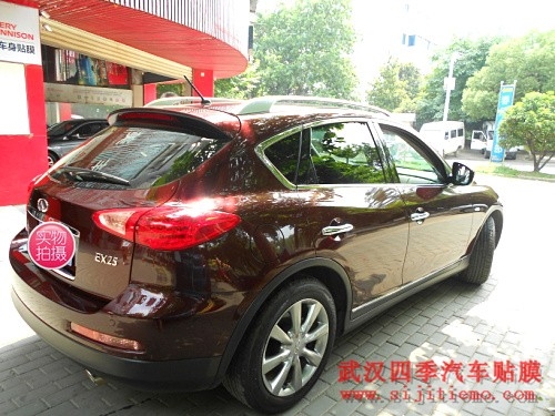武漢汽車車身透明保護(hù)膜專業(yè)施工店/汽車透明保護(hù)膜能用多久/艾利車身透明膜能防劃嗎/武漢四季貼膜