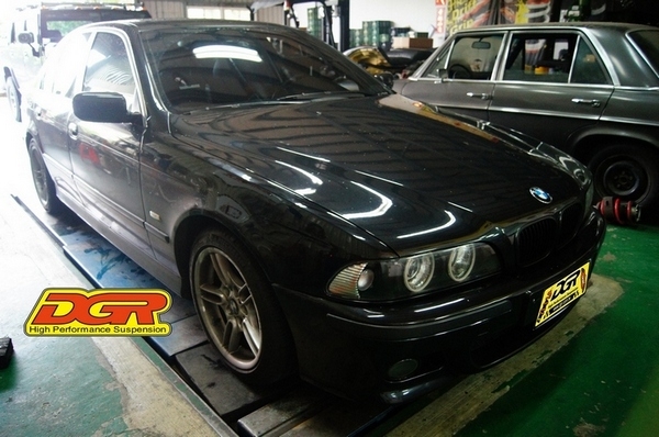 寶馬 E39
