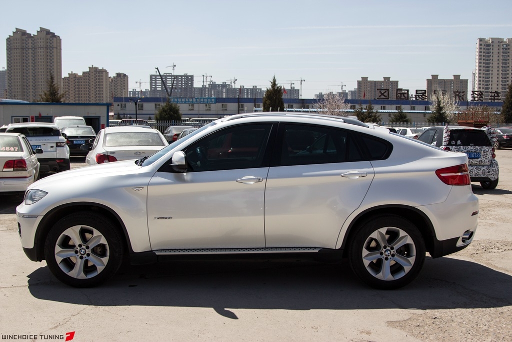 BMW 寶馬 X6 全車(chē)身貼膜換裝 PWF 糖果白