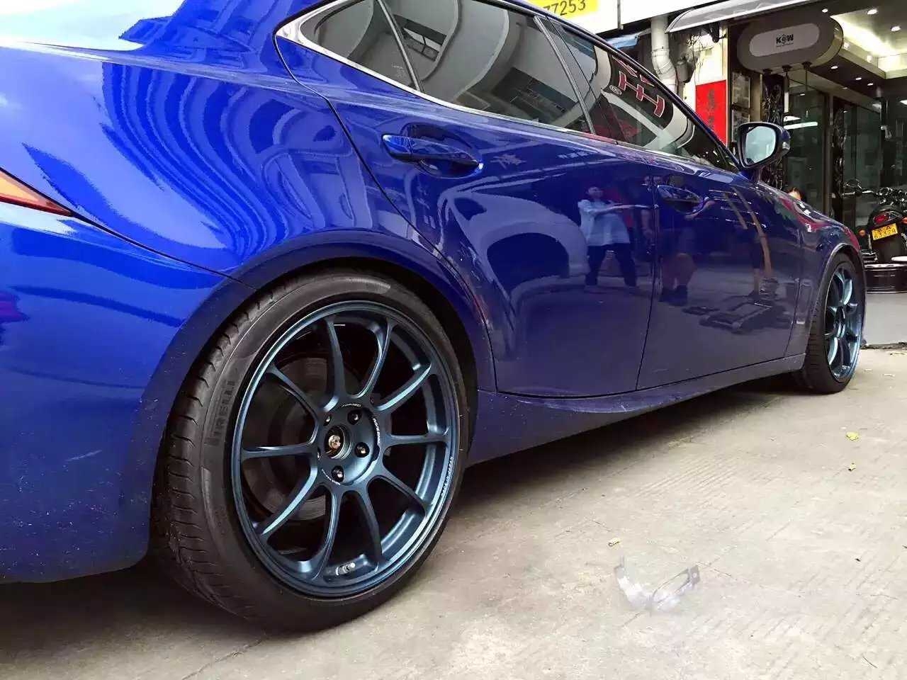 雷克薩斯，裝 RAYS ZE4O +  KYO 螺帽．