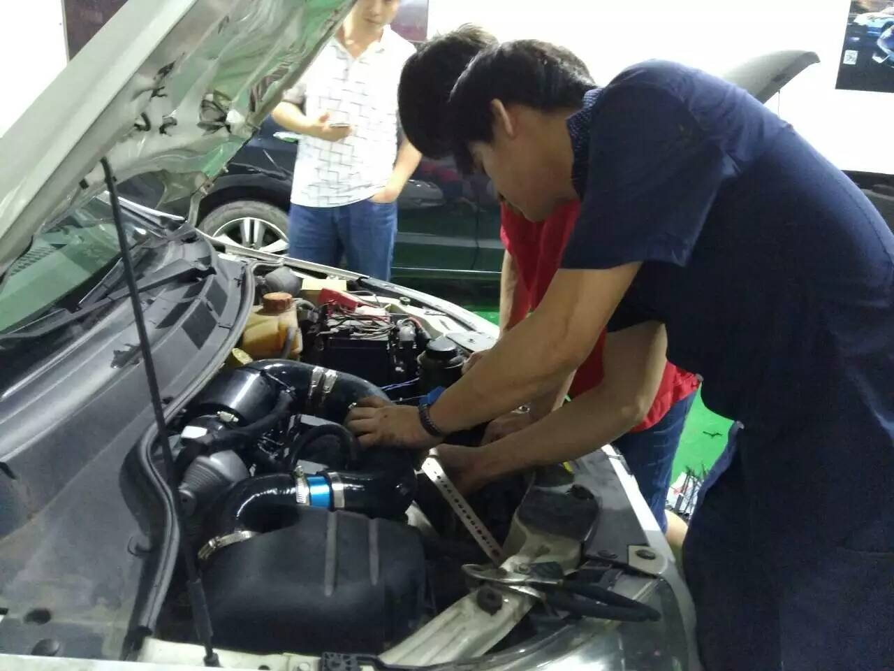 賽歐新賽歐提升動(dòng)力改裝加裝鍵程離心式電動(dòng)渦輪增壓器LX2008案例