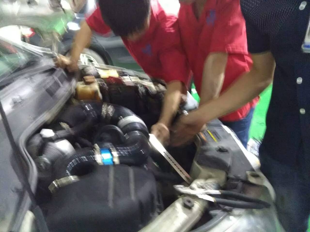 賽歐新賽歐提升動(dòng)力改裝加裝鍵程離心式電動(dòng)渦輪增壓器LX2008案例