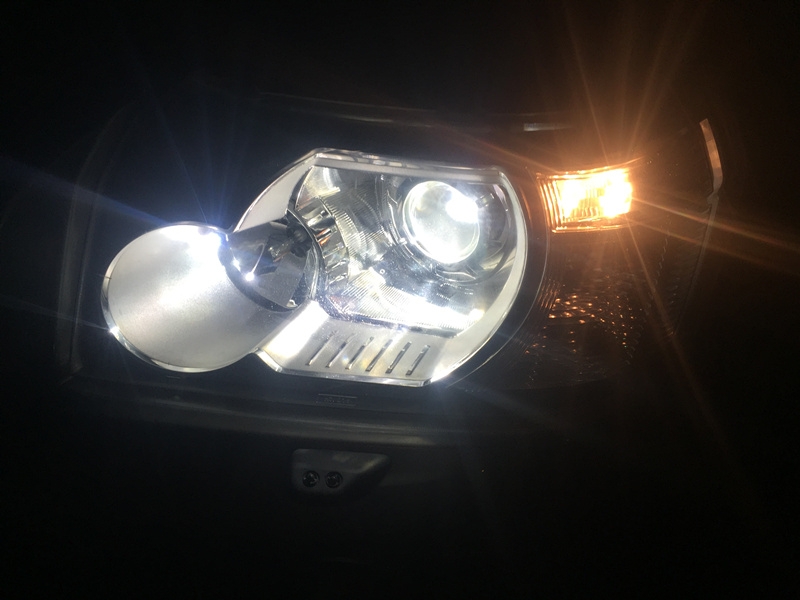上海路虎攬勝升級車燈 改裝Q5透鏡 雪萊特極光氙氣燈  專業(yè)改燈