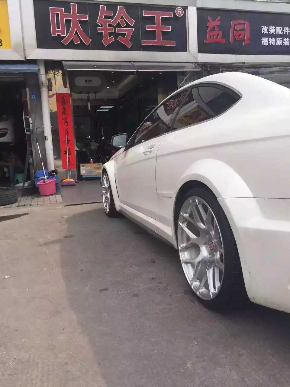 20寸 美國 HRE ，裝奔馳 C63 寬體包圍真帶勁