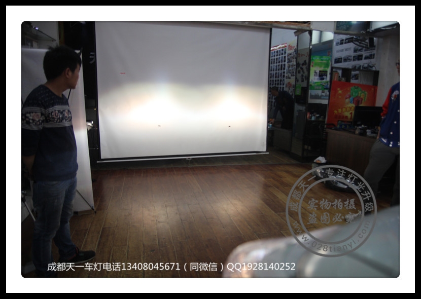 成都豐田普拉多2700改裝海拉雙光透鏡歐司朗氙氣燈霧燈黃金眼