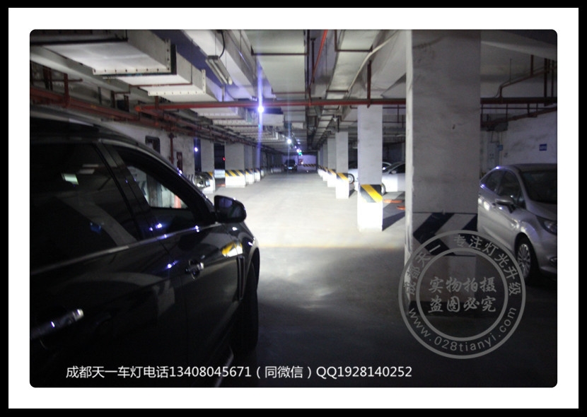 成都凱迪拉克SRX改裝氙氣燈海拉5雙光透鏡飛利浦氙氣燈