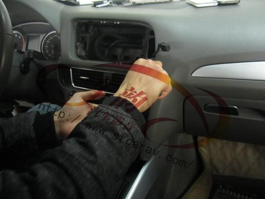 【汕頭車韻汽車影音】奧迪Q5原車屏幕升級(jí)凱立德導(dǎo)航