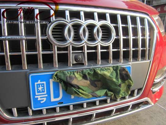 奧迪Q3原車屏幕升級手寫導(dǎo)航和360°全景泊車系統(tǒng)、行車記錄儀{汕頭潮南峽山車韻汽車影音}