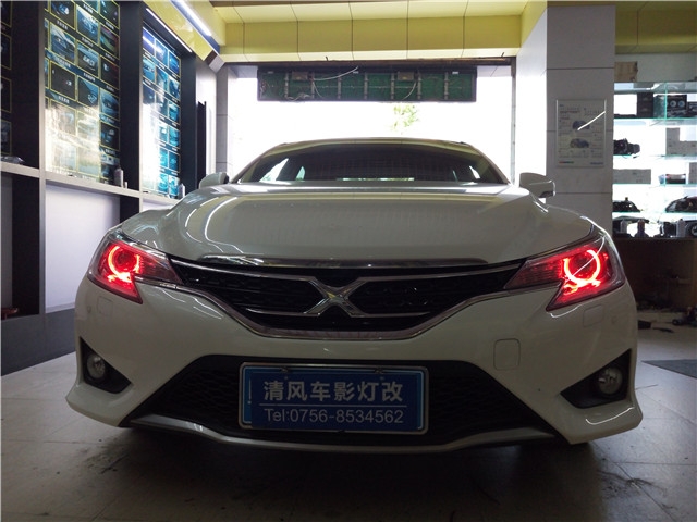 豐田新銳志車燈升級 智能炫彩天使眼支持爆閃 呼吸 律動——清風(fēng)車影燈改
