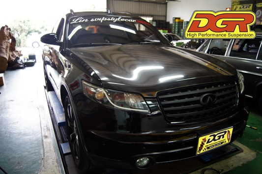本週英菲尼迪 第二彈 FX35 DGR煞車套件